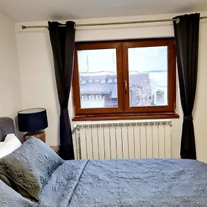 Cozy Near Center Apartamento Bucarest